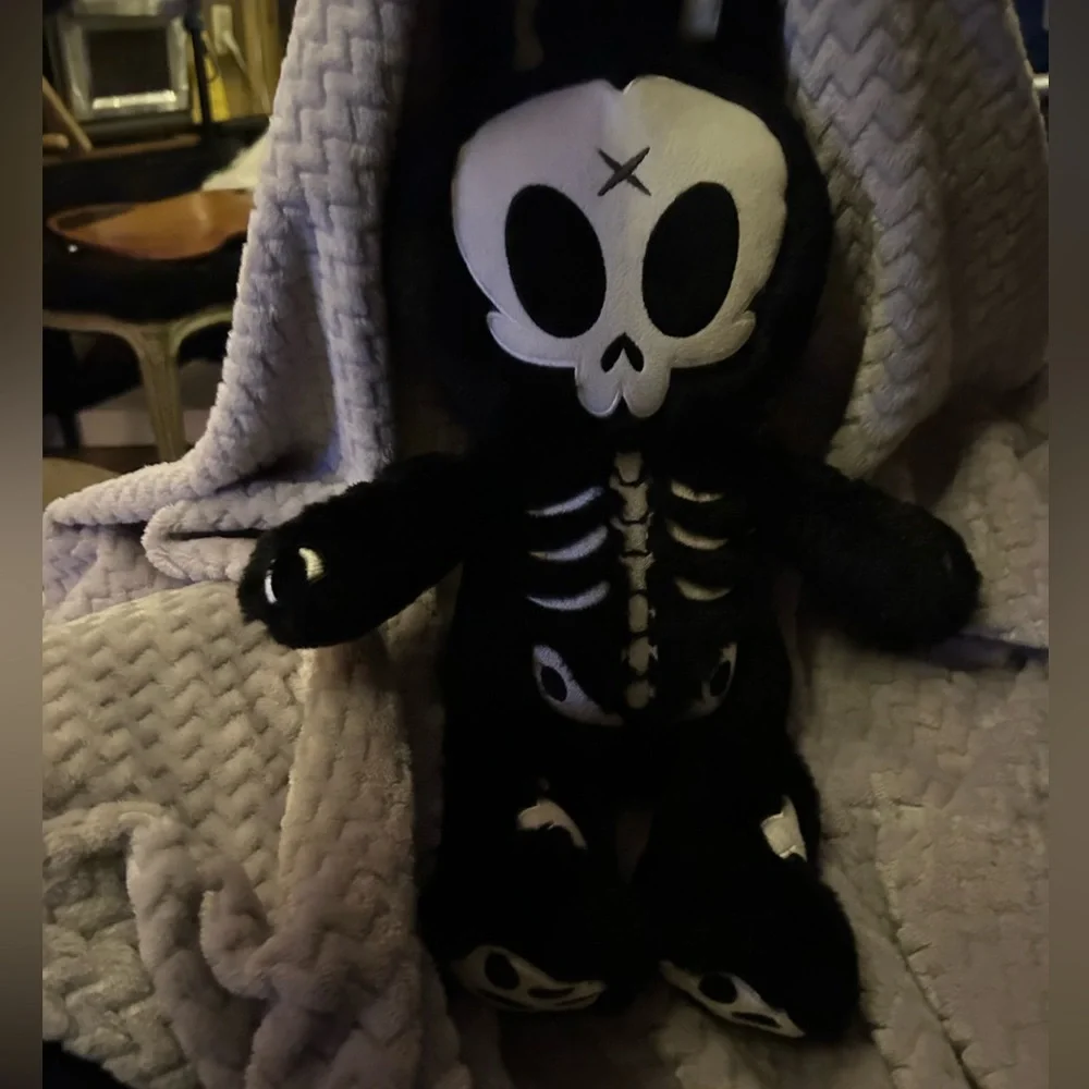 RIP RABBIT VAMPIRE BONES PLUSH COLLECTERS GOTH PUNK SOFT TOY Halloween - Picture 9 of 10